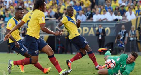 إيقاف 5 لاعبين في منتخب الإكوادور لتسللهم خارج معسكر الأرجنتين